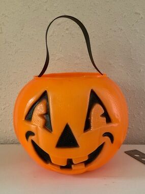 Vintage Pumpkin Pail Bucket Blow Mold Halloween Jack O lantern spooky october